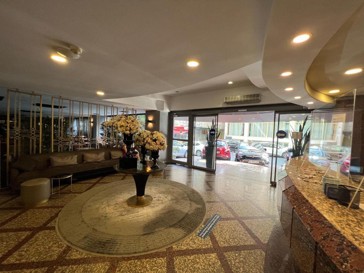 Seasons Hotel Istanbul